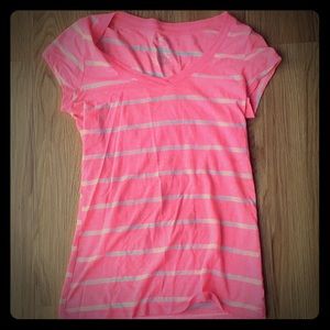 Summer bright pink medium top